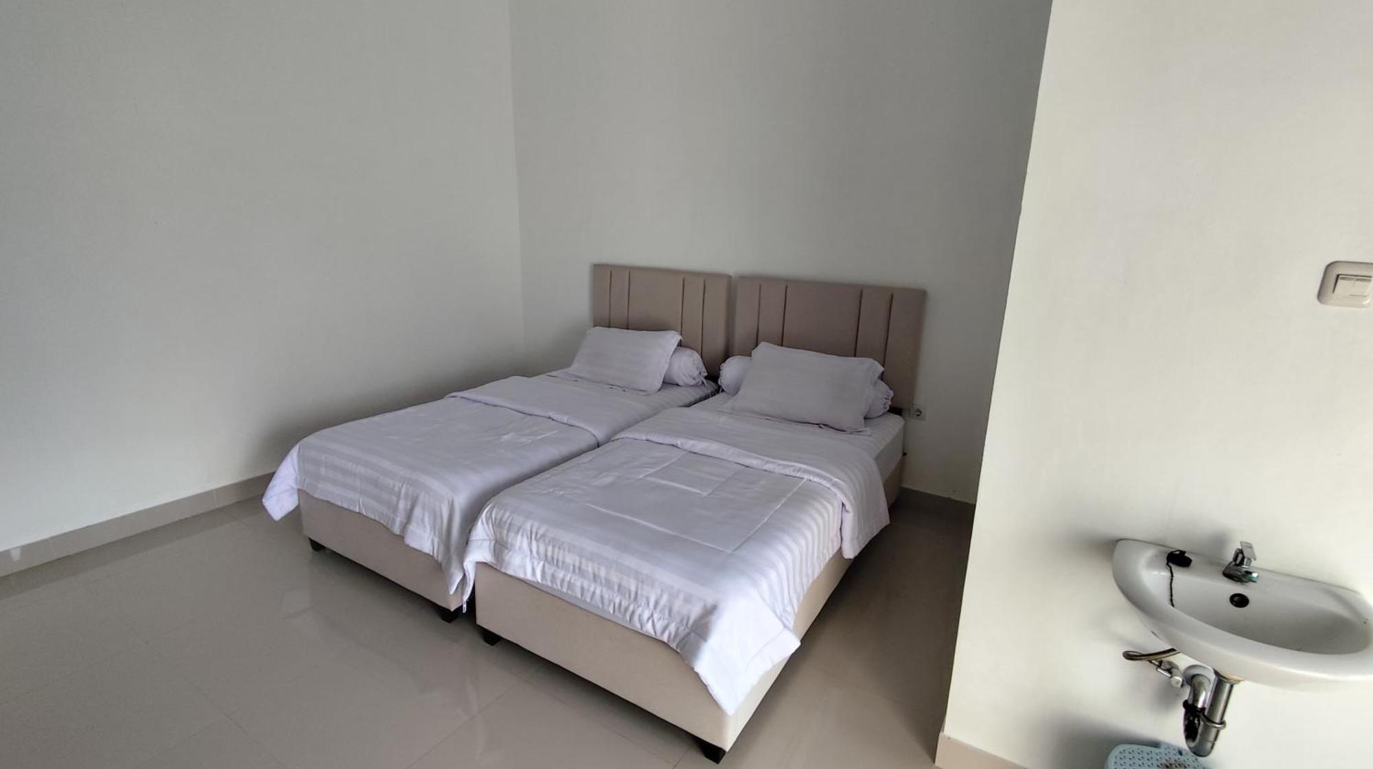 Backyard Guest House Banjar  Exterior foto